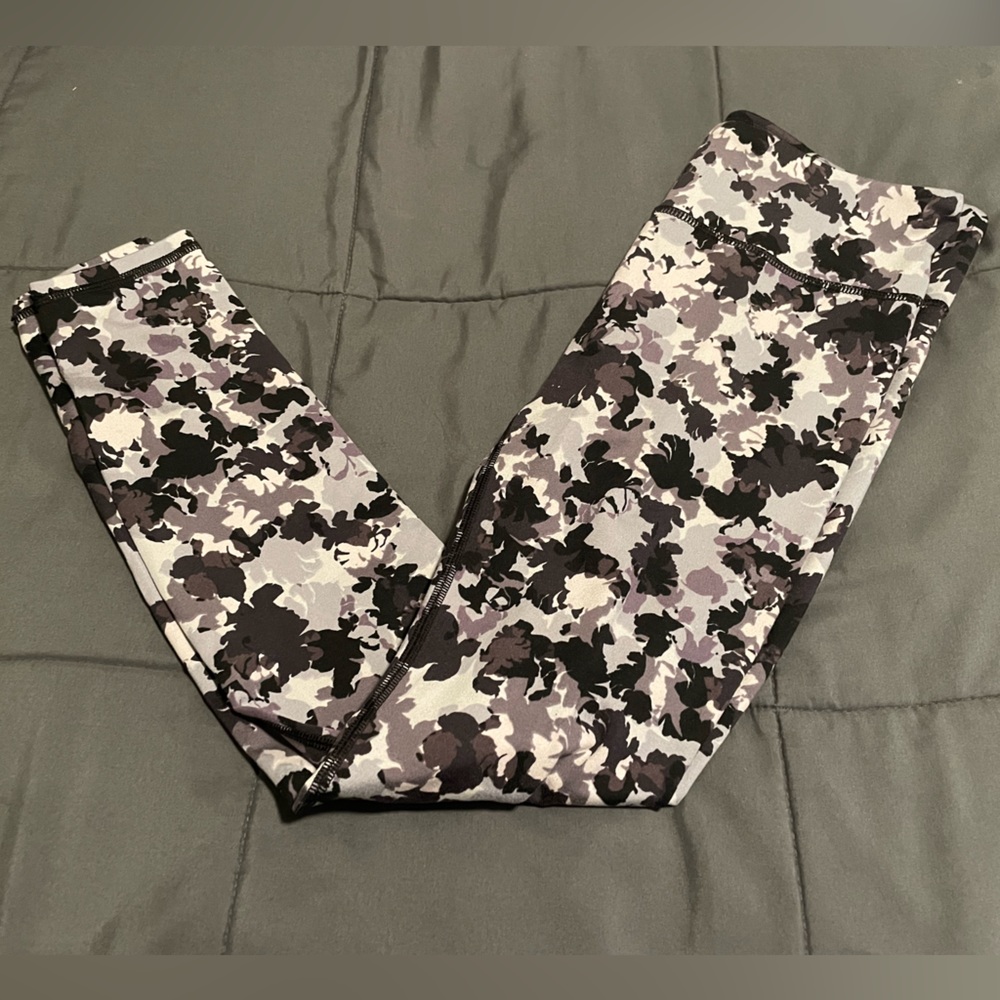 Fabletics Powerhold Leggings